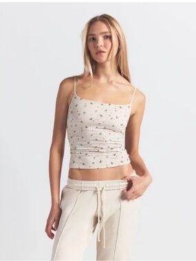 Skims Cami Top - Size Large Sold out NWT